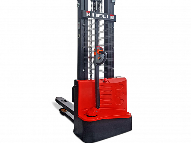 Электрический самоходный штабелер HELI CDD15J M300